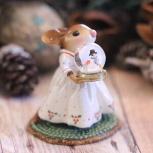 M515a snow-globe-new