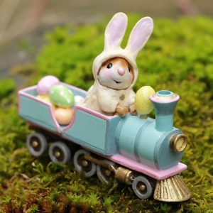 LTDM744b Hop Aboard Train