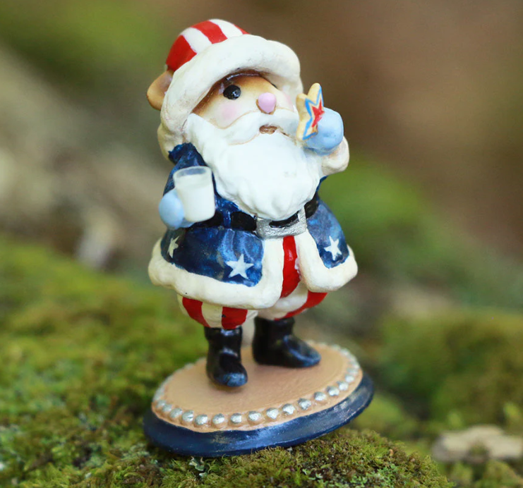 LTDM716a Star Spangled Santa